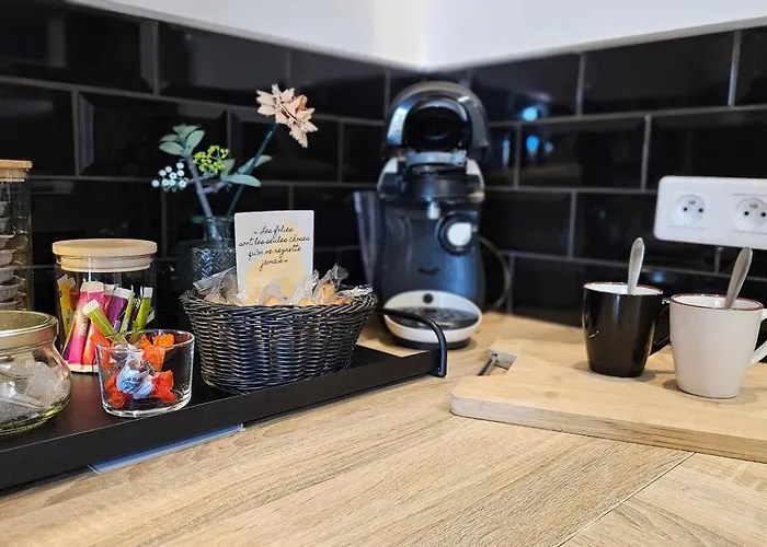 Petit Maison Du Vallon * Marcillac-Vallon