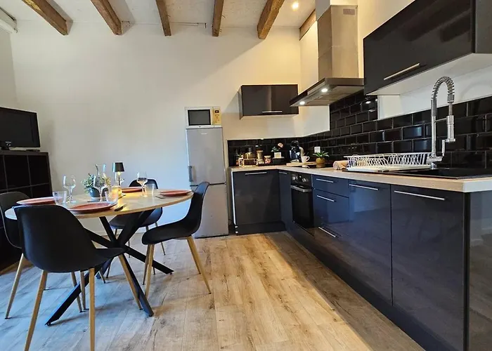 Petit Maison Du Vallon *