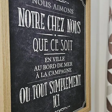 Petit Maison Du Vallon *